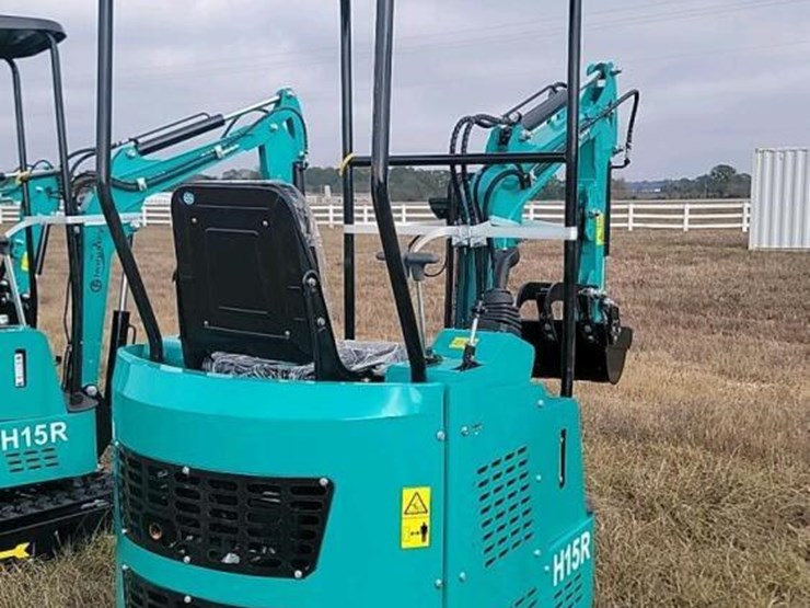 unused-2025-cfg-h15r-mini-excavator,-s/n-20250906w0010:-420cc-gas-eng.,-15"-bkt.,-4x6-tracks,-38.5"-base-image-5