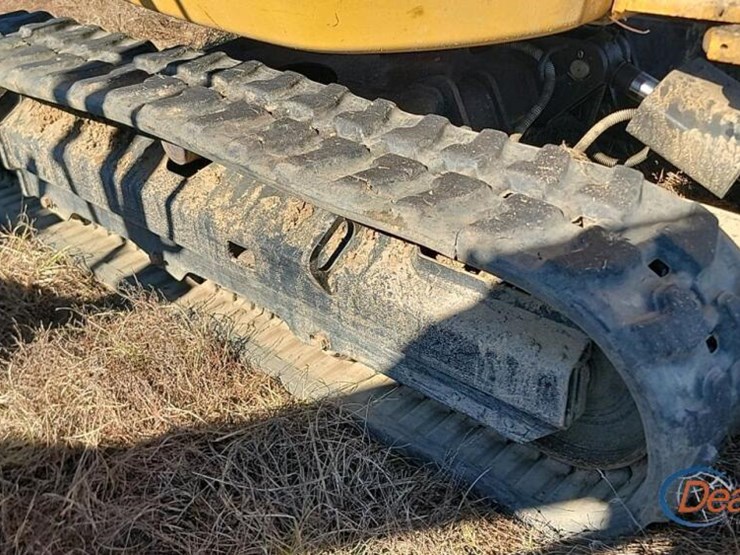 2020-caterpillar-302.7d-image-10