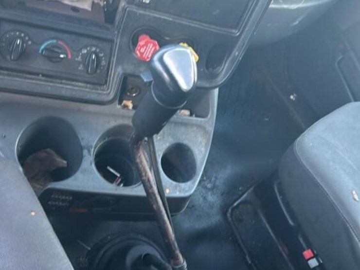 2016-international-prostar-image-23