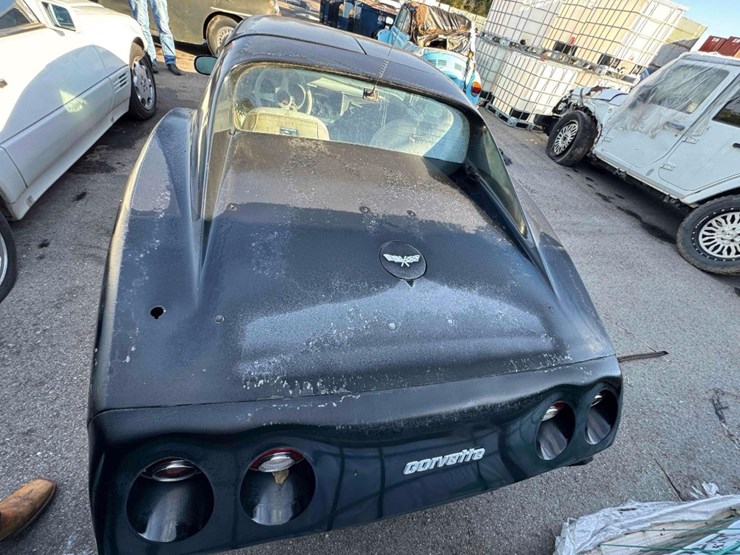 1977-corvette-c3-image-4