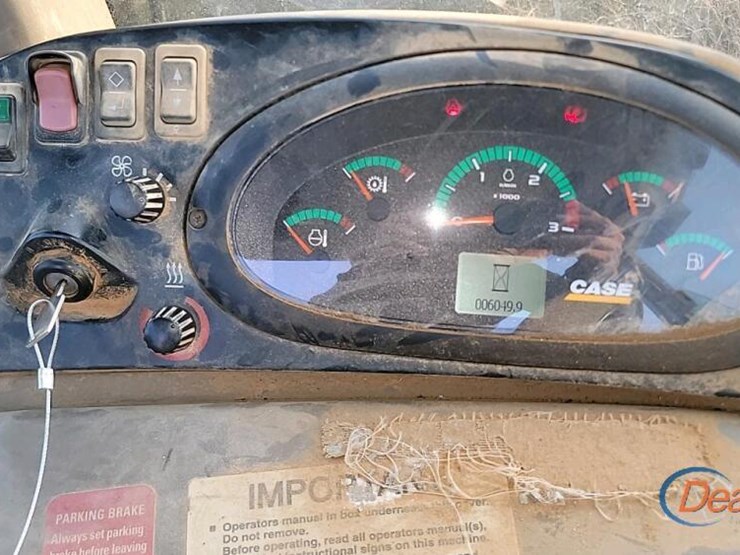 2010-case-590sm-image-26