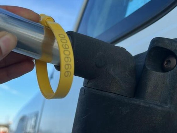 2016-international-prostar-image-34