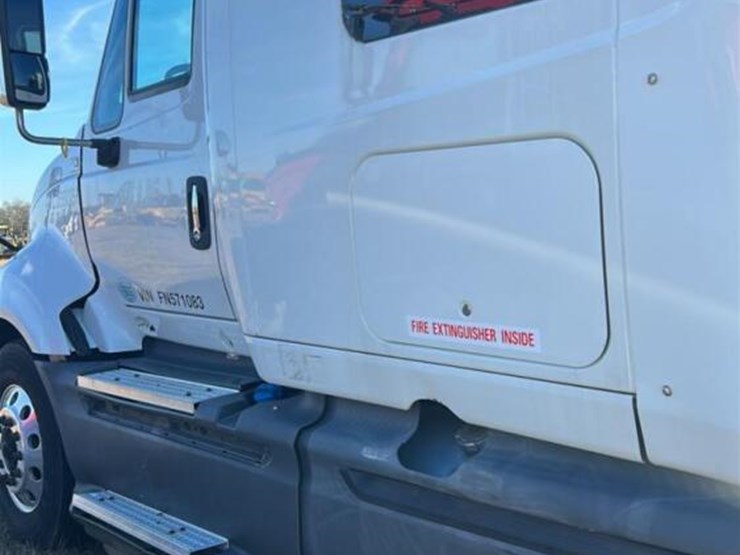 2015-international-prostar-image-19