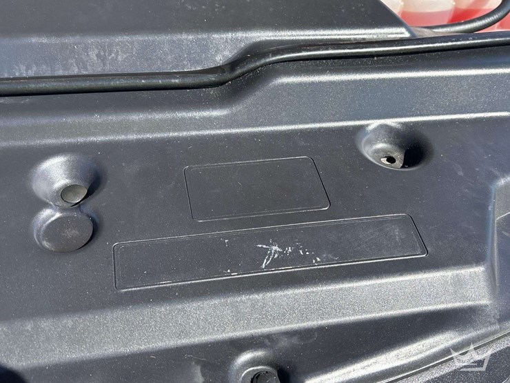 2021-ford-f250-image-11