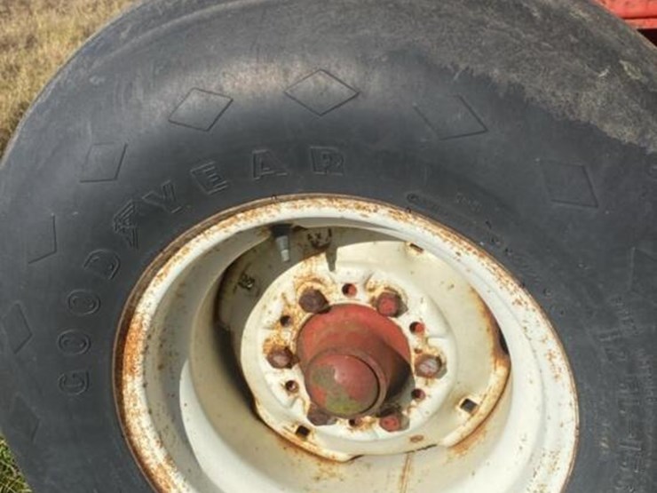 flowez-grain-wagon:-left-side-dump-image-6