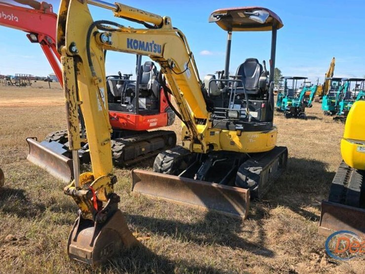 komatsu-pc30mr-5-image-21