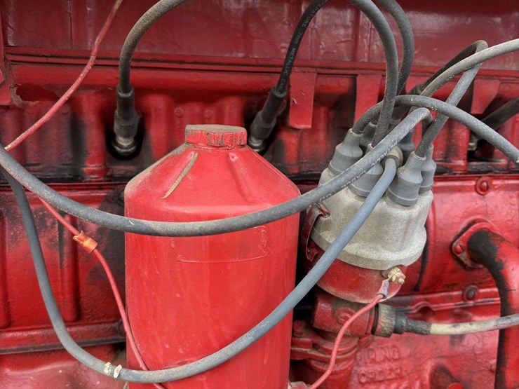 farmall-560-wide-front-image-26