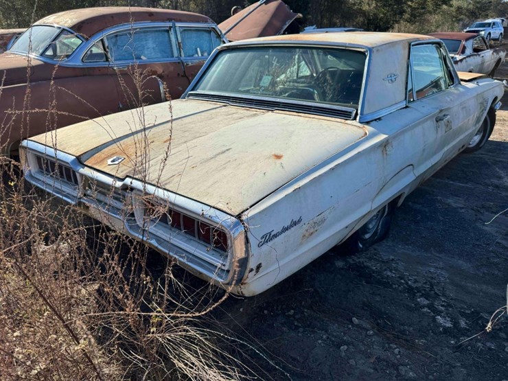 1965-ford-thunderbird-image-5