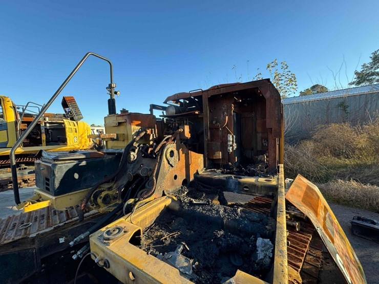 2015-caterpillar-312el-image-9