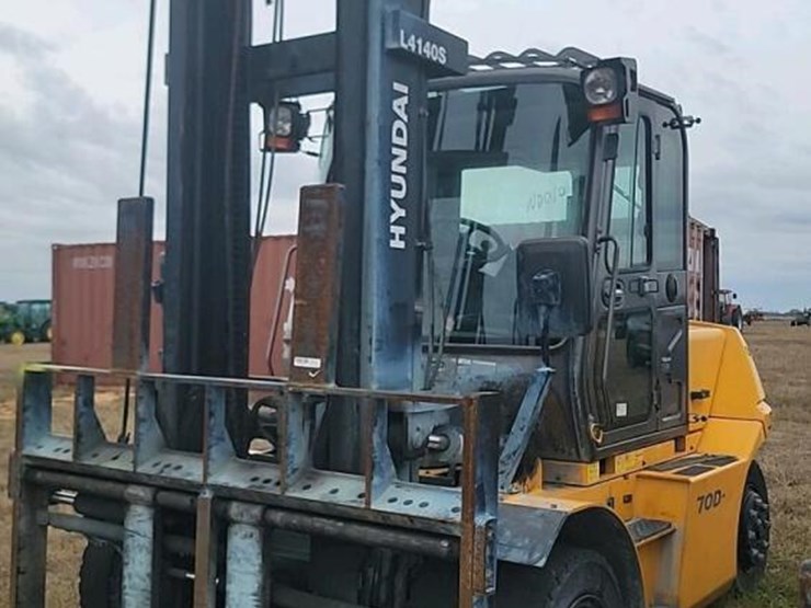 hyundai-70d-9-image-1