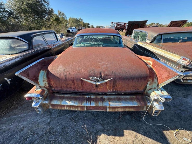 1958-cadillac-series-62-image-5