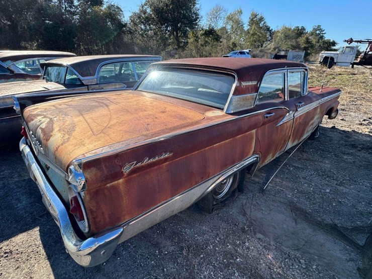 1959-ford-galaxie-image-2