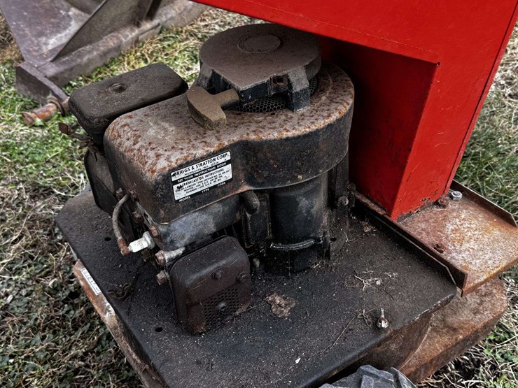 atlas-5hp-shredder-bagger-image-8