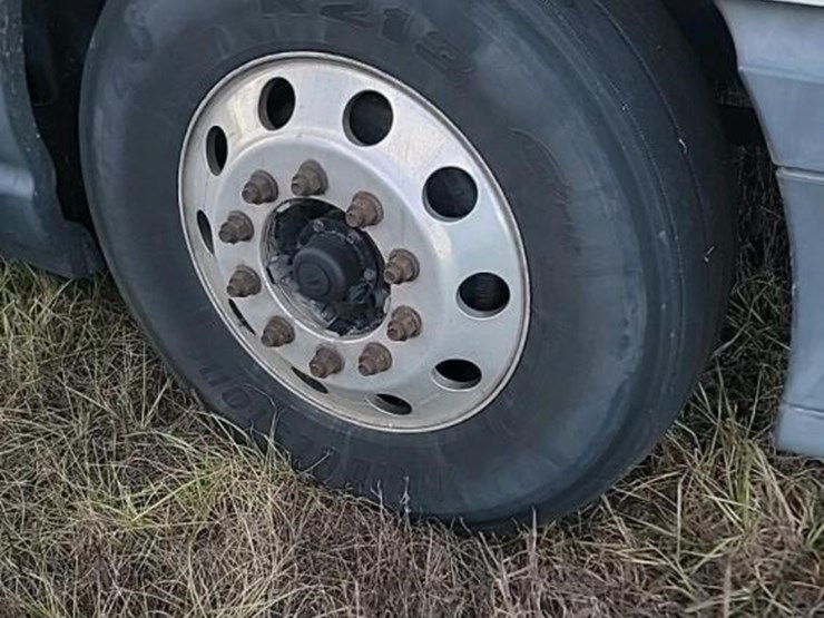 2016-international-prostar-image-5