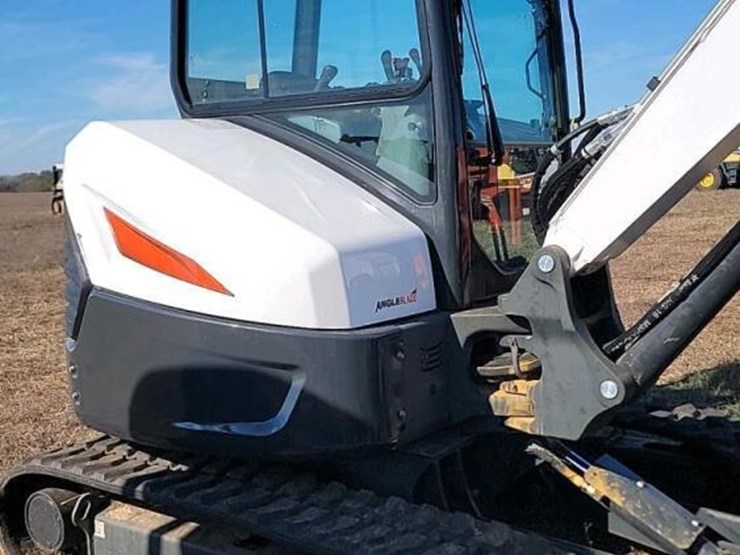 bobcat-e42r2-image-2