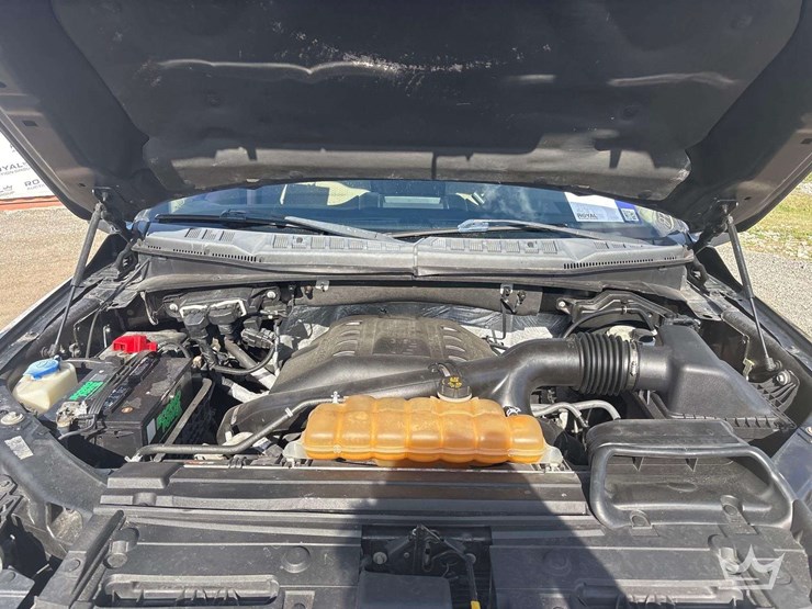 2015-ford-f150-image-8