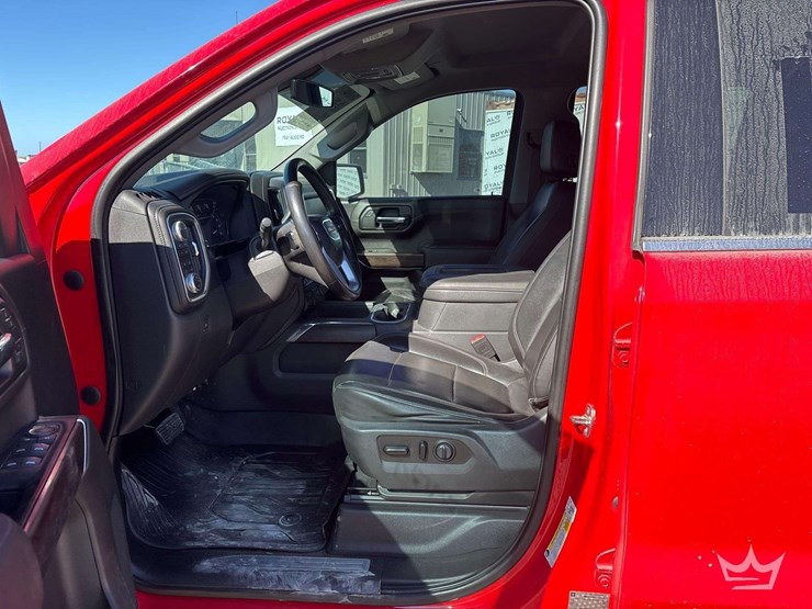 2020-gmc-sierra-1500-slt-image-15