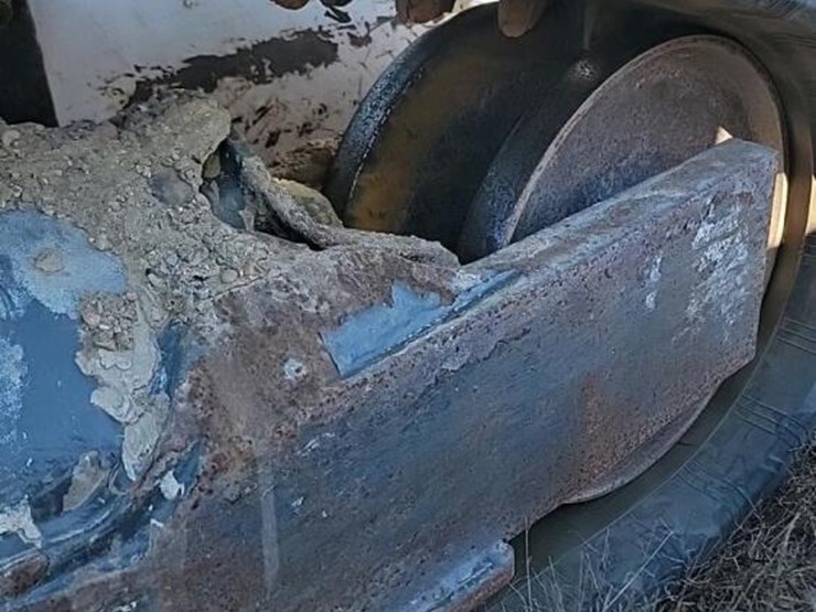 2022-bobcat-t62-image-7