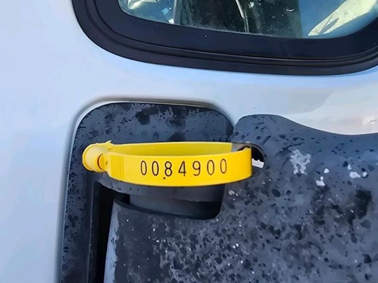 2006-peterbilt-387-image-30