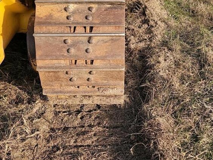 2016-komatsu-d61pxi-23-image-14