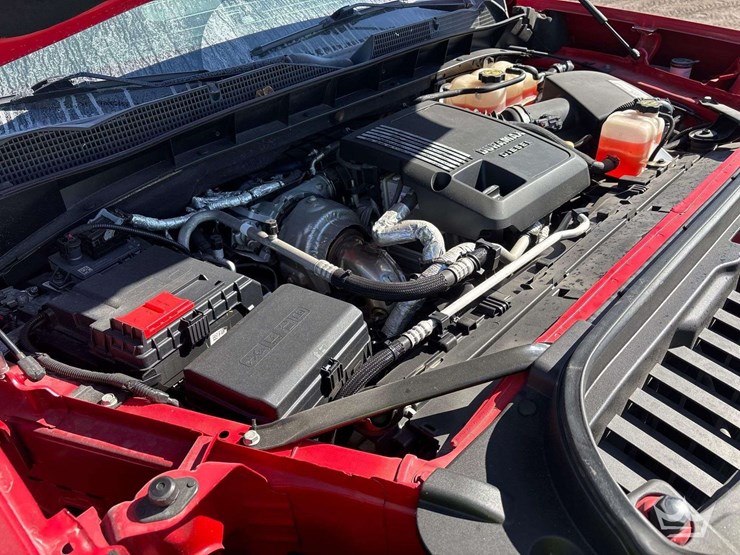 2020-gmc-sierra-1500-slt-image-8