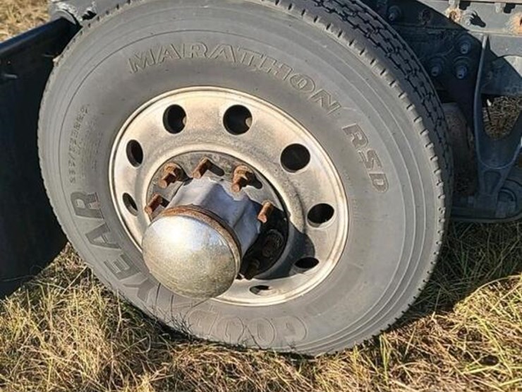 2016-international-prostar-image-8