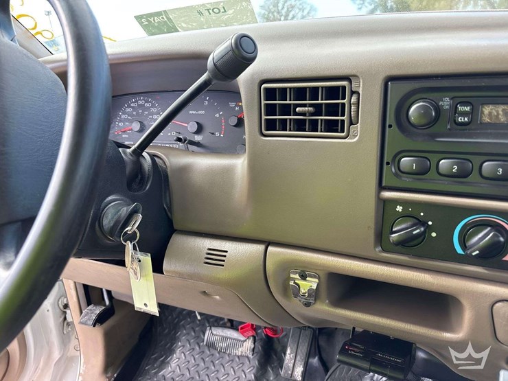 2004-ford-f250-image-21