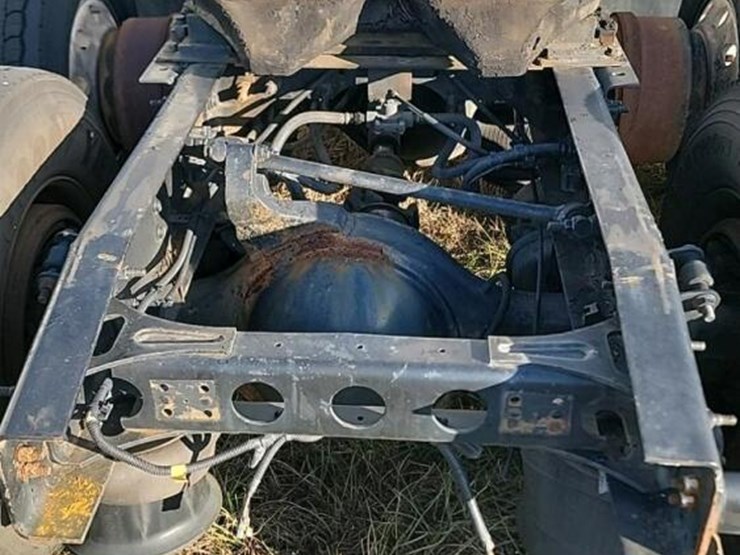 2016-international-prostar-image-11