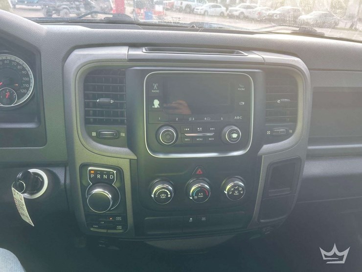 2018-dodge-1500-image-19