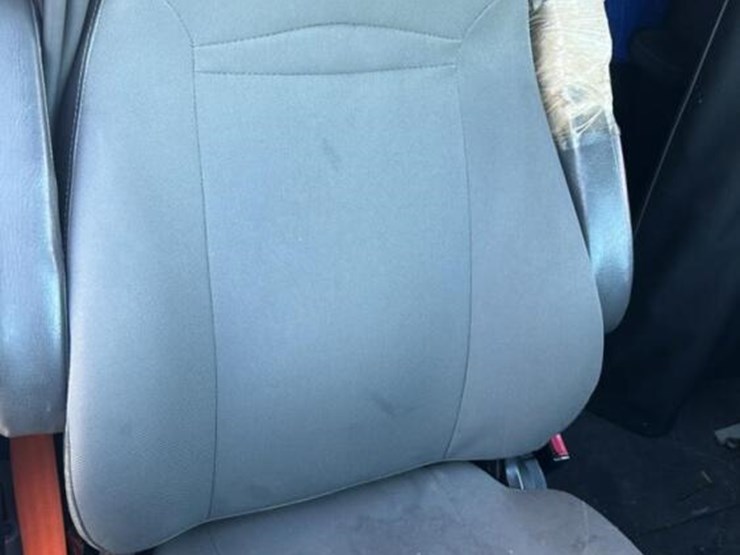 2015-international-prostar-image-9