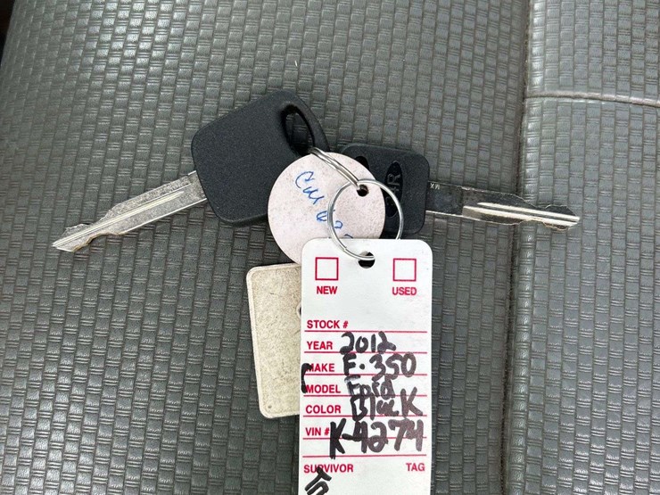 2012-ford-f350-image-30