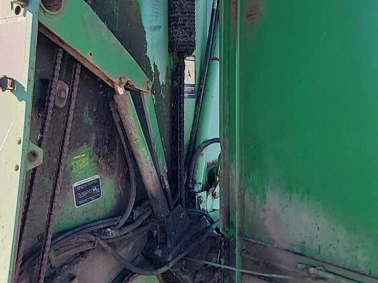 john-deere-530-image-12