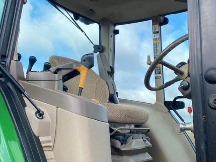 john-deere-6130m-image-7