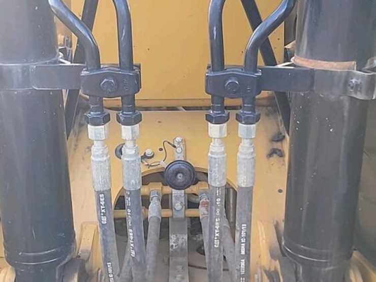 caterpillar-313flgc-image-11