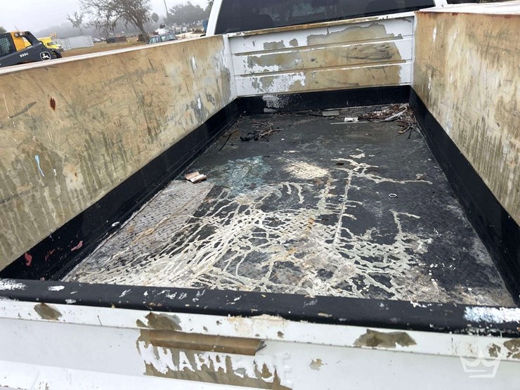 2006-chevrolet-silverado-2500-image-29