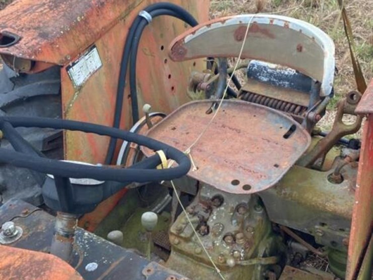 massey-ferguson-275-image-19