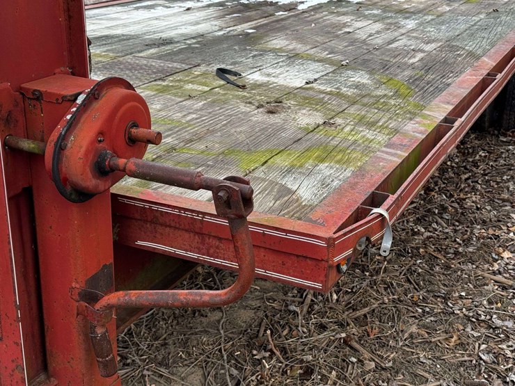 holland-formula-150-tandem-axle-w/duals-gooseneck-trailer-image-20