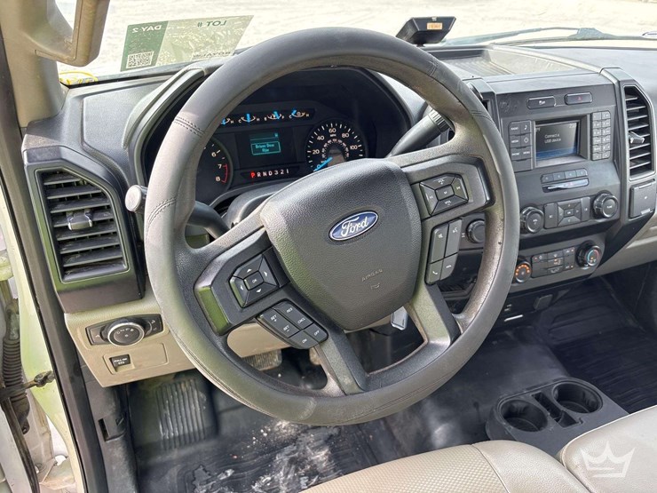 2017-ford-f150-image-16