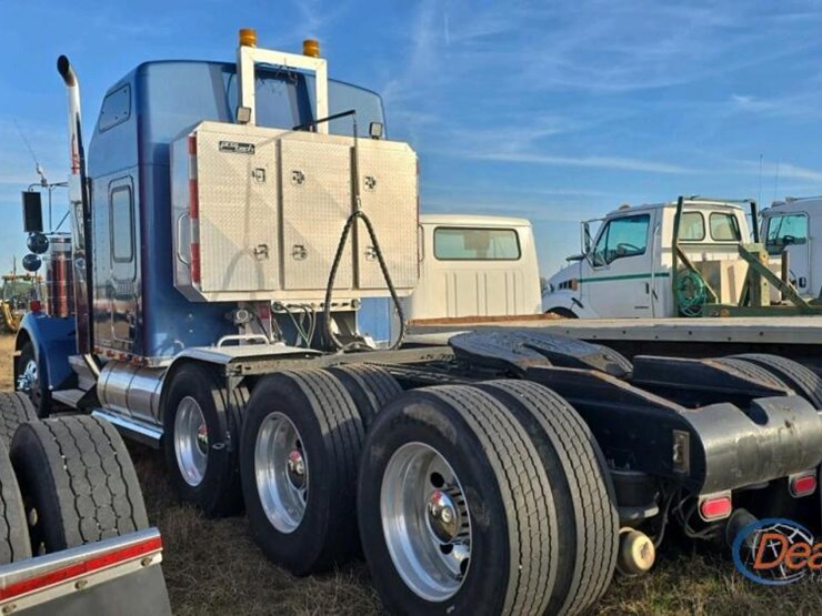 kenworth-w900-image-19