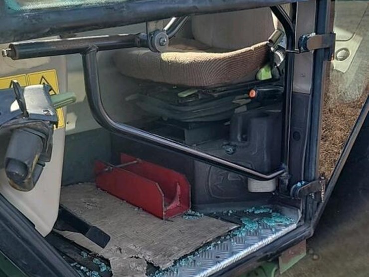 john-deere-3400-image-17