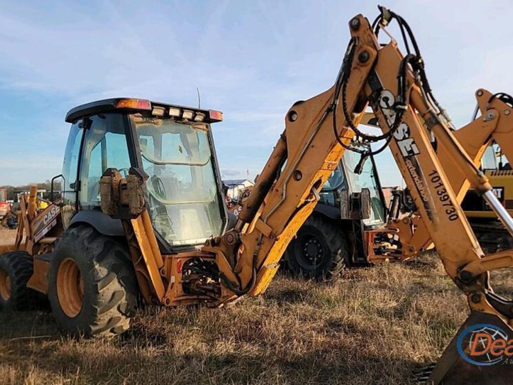 2010-case-590sm-image-3