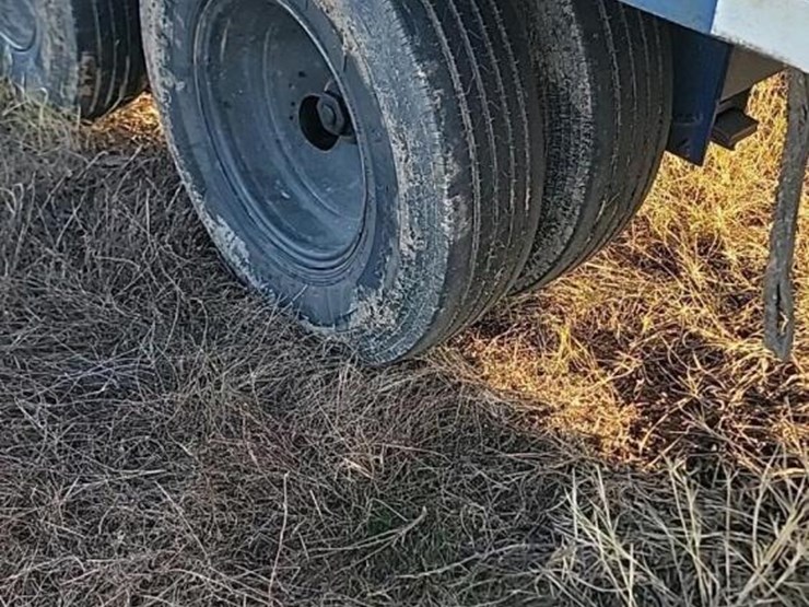 2008-norris-40'-gooseneck-trailer,-s/n-1n9fs40278c097275:-8.5'-wide,-ramps-image-9