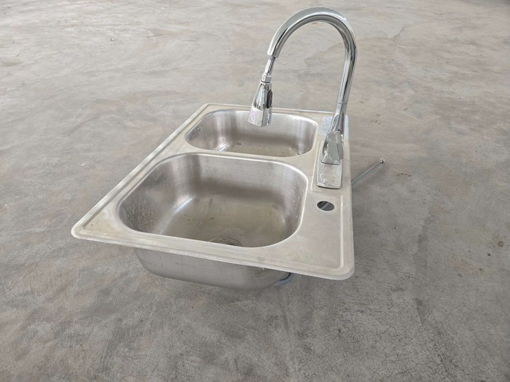 stainless-steel-sink-image-5