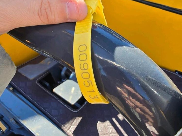 unused-2025-cfg-qk20r-mini-excavator,-s/n-9060863:-23hp-gas-eng.,-2-cylinders,-bkt.-image-18