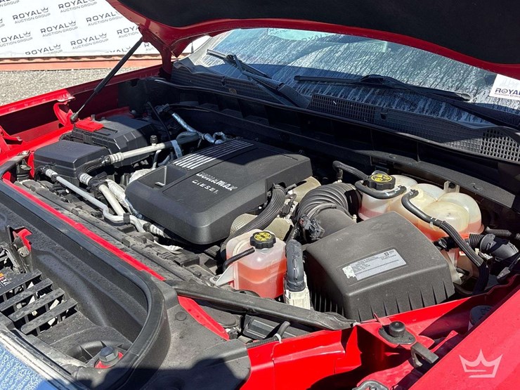 2020-gmc-sierra-1500-slt-image-9