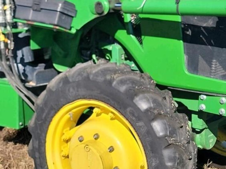 2015-john-deere-5075e-image-5