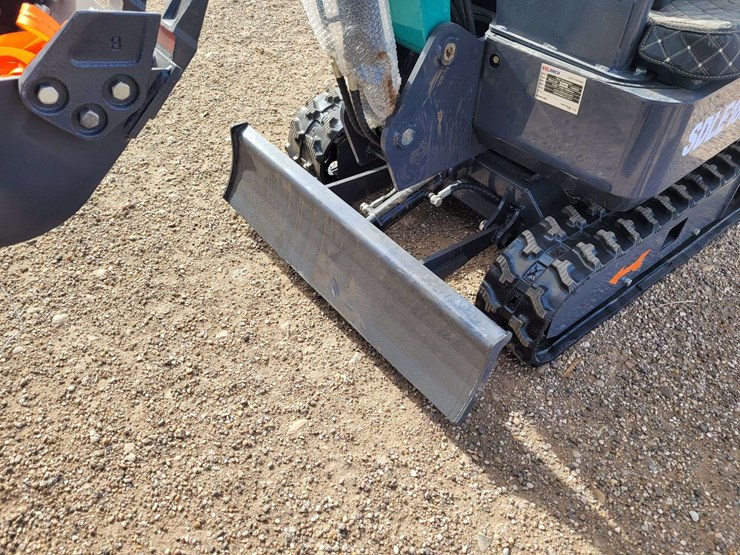 2025-sdlanch-sdle18p-mini-excavator-image-2