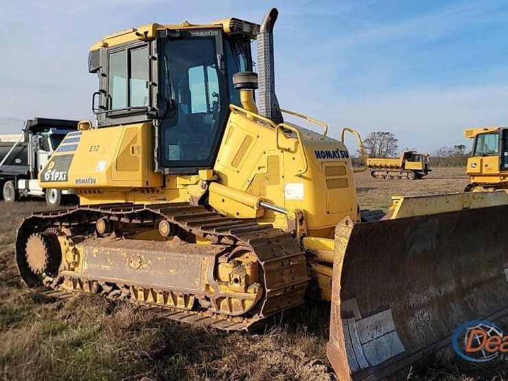 2016-komatsu-d61pxi-23-image-1