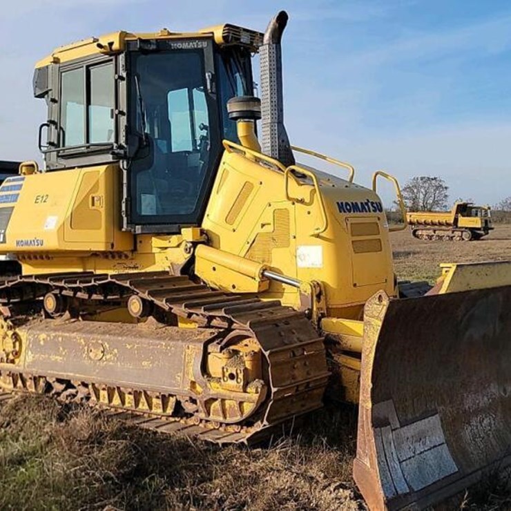 2016 KOMATSU D61PXI-23