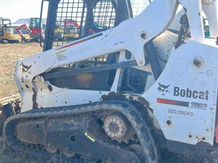 2014-bobcat-t590-image-4